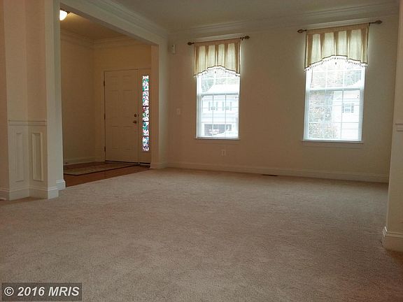 3rd image of 10634 Berry Orchard Ct