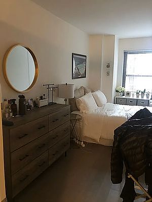 3rd image of 6 Barclay St #18AB
