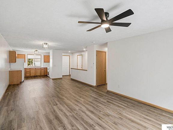 4th image of 7040 Whitewater Ln