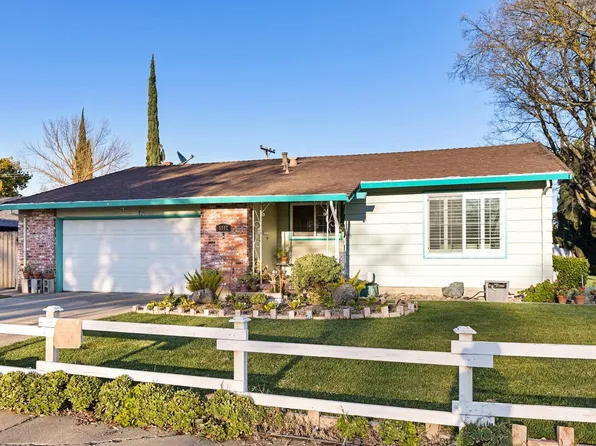 5602 Holiday Dr, Stockton, CA 95207