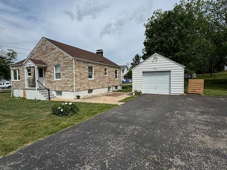 5120 Starkey Rd — Photo 24