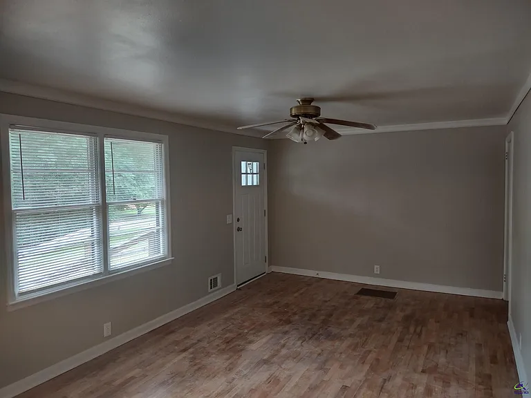 6422 Gibson Rd — Photo 5
