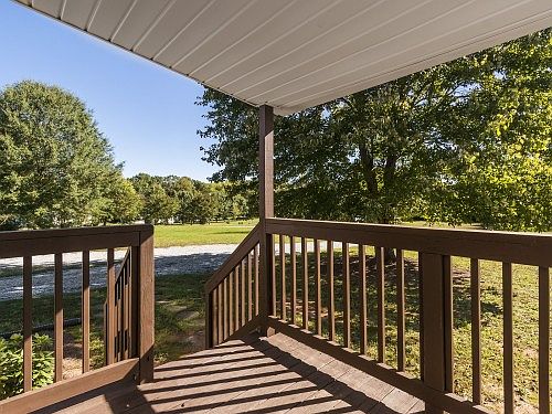 2nd image of 7703 Stonewood Dr