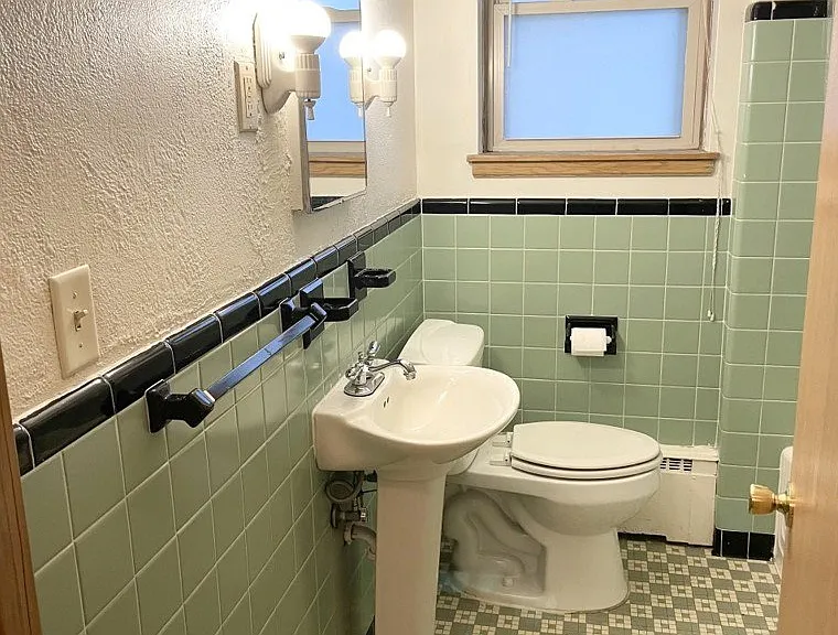 Dunlap Apartments — Photo 7