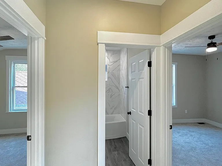 1236 Hermes Ave — Photo 15