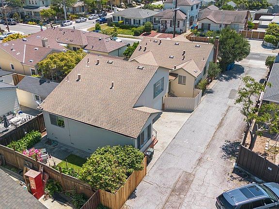 5th image of 1017 10th Ave