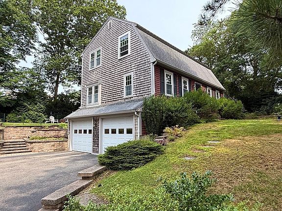 2nd image of 45 Curtis Dr