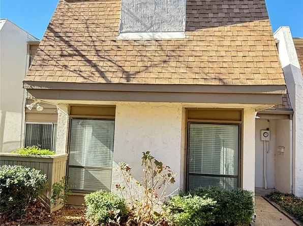 1850 Place One Ln, Garland, TX 75042