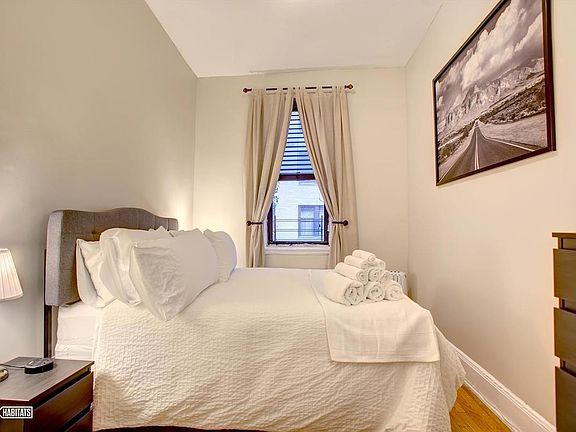 5th image of 64 W 82nd St APT 3R