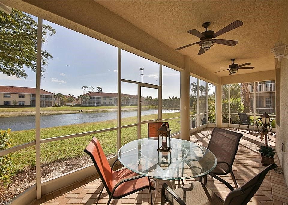 Lots of room in wrap around lanai
