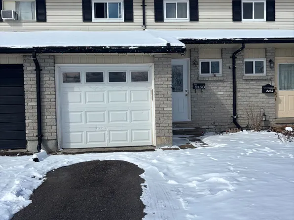 2153 Walker Ave, Peterborough, ON K9L 1T6