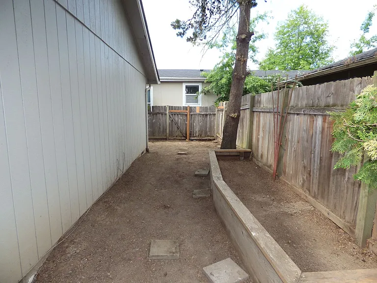 4655 Buffalo Ct SE — Photo 39