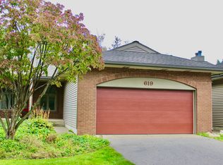 619 Crestview St, Holland, MI 49423