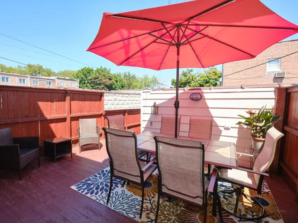 1594 Independence Avenue image 18 of 26