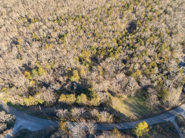 2558 Greenhaw Rd, Decherd, TN 37324
