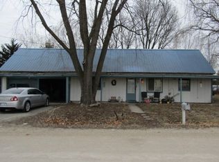 18716 Malvern Rd, Morrison, IL 61270