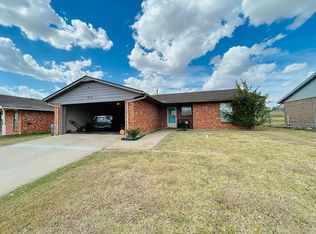 6137 SW Park Pl, Lawton, OK 73505