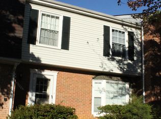 6358 Silver Ridge Cir, Alexandria, VA 22315
