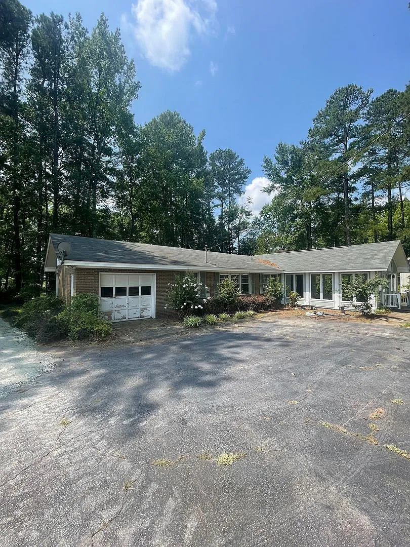 2902 Tramway Road — Photo 2