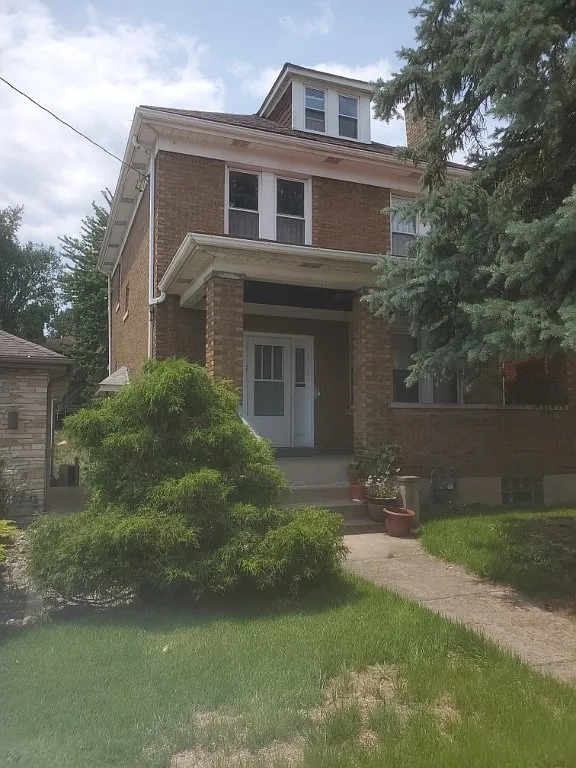 2112 West St photo 1