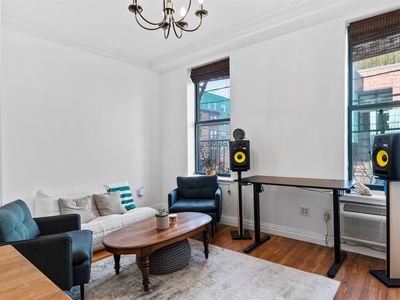 461 4th St APT 2E, Hoboken, NJ, 07030