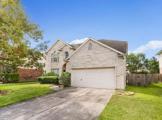 9801 Sunnycoast Ln, Pearland, TX 77584