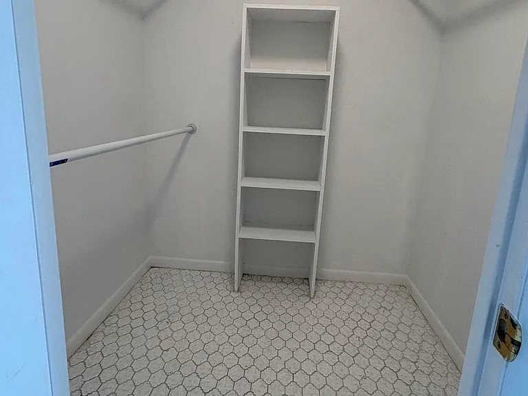 879 NE 195th St #227 — Photo 27