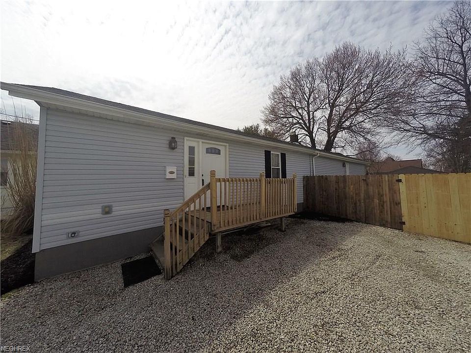 1st image of 542 Dennison Ave