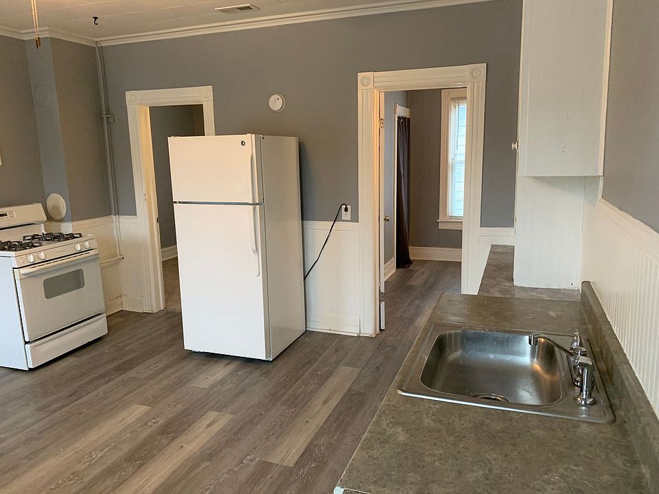 66 Vanderveer Street Apartments Amsterdam, NY Zillow