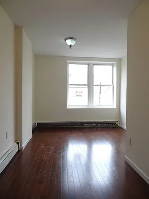 Rented by REAL VISION REALTY LLC | media 39