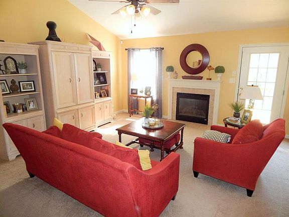 2nd image of 314 Bream Ct