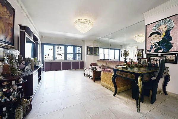 Sold by A & I Broadway | media 29