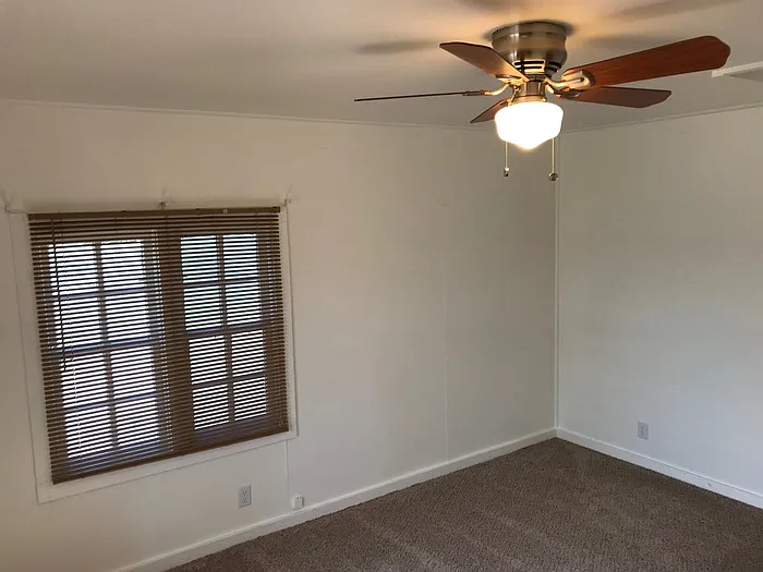 4409 W Eisenhower Blvd #8 — Photo 6