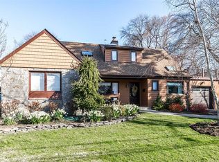 17 Alice Ave, Merrick, NY 11566