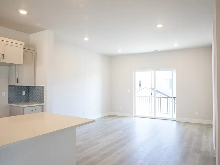 14668 SW 165th Ave — Photo 5