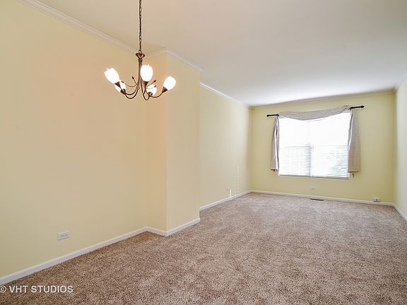 2nd image of 1075 Ellsworth Dr