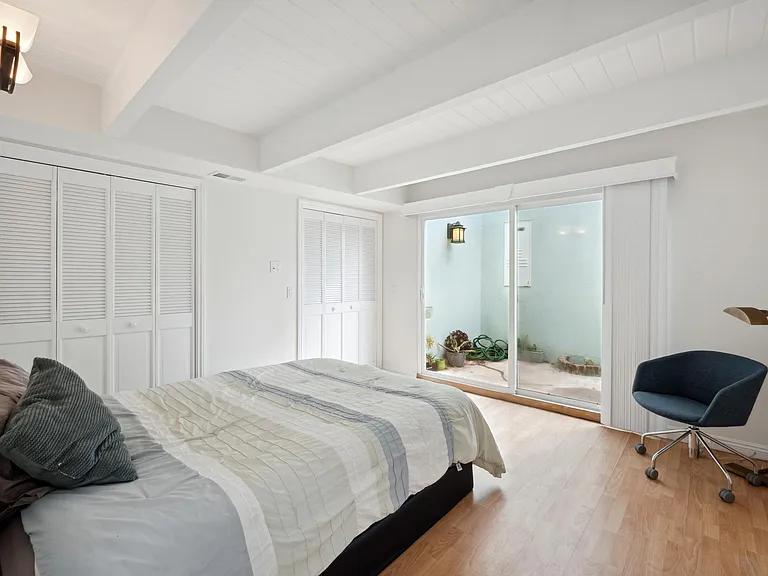 214 Walnut St — Photo 10
