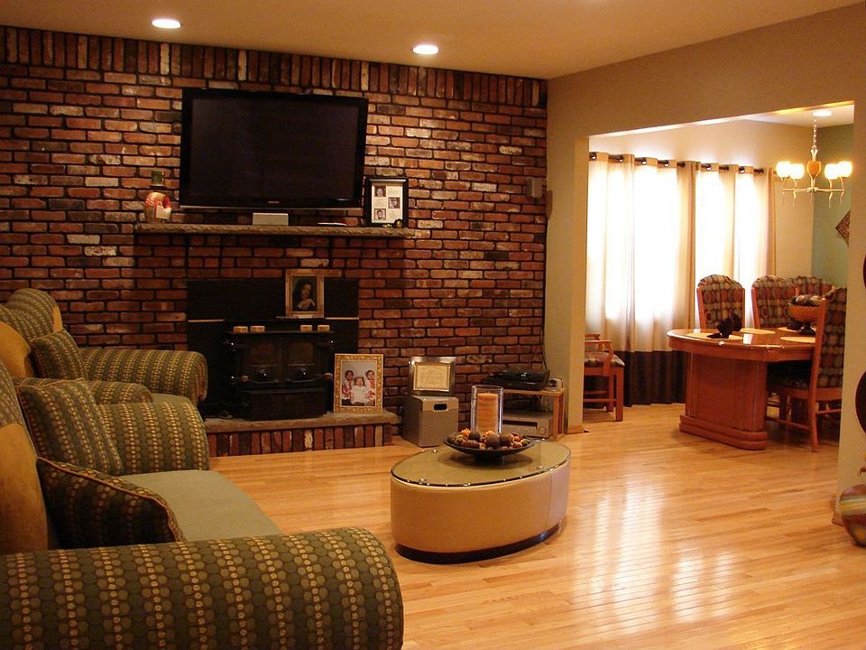 Fireplace with wood stove insert