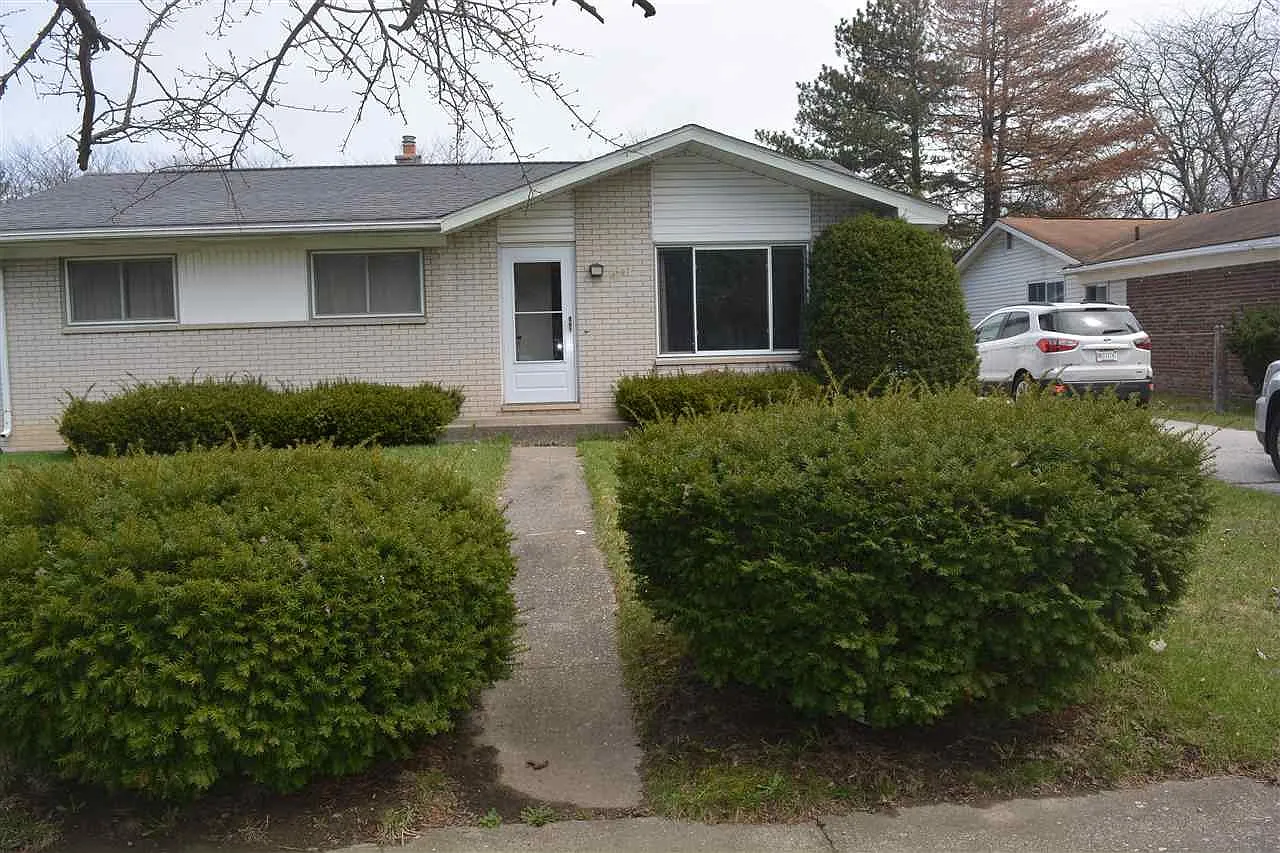 4091 S Washington Rd photo 1