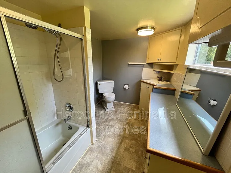 8339 State Highway 303 NE — Photo 9