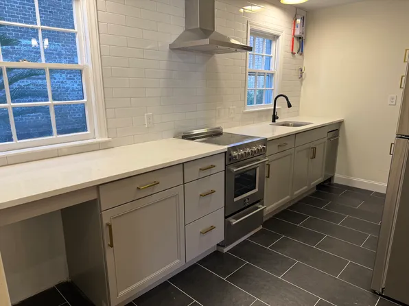49 Smith St #1B, Charleston, SC 29401