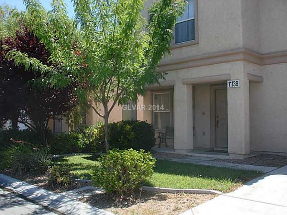 2nd image of 11139 Mezzana St