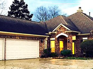 10 Pearl Garden Ct, Conroe, TX 77384