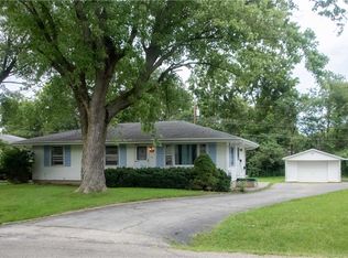 2517 East Rd, Danville, IL 61832