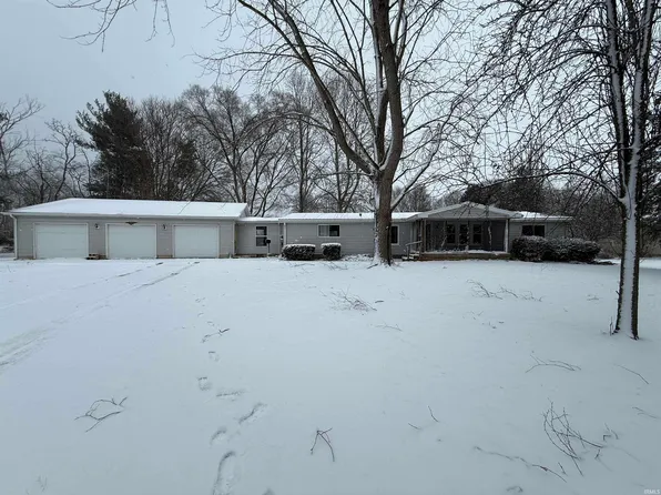 7735 S 178 E, Wolcottville, IN 46795