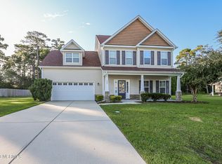 404 Peppermint Dr, Hubert, NC 28539