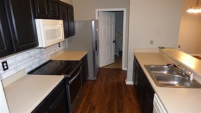 2nd image of 10075 Gate Pkwy N #1-U-3011