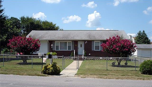 1st image of 21512 Robertson Ave