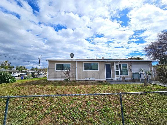2nd image of 1023 Capistrano Dr