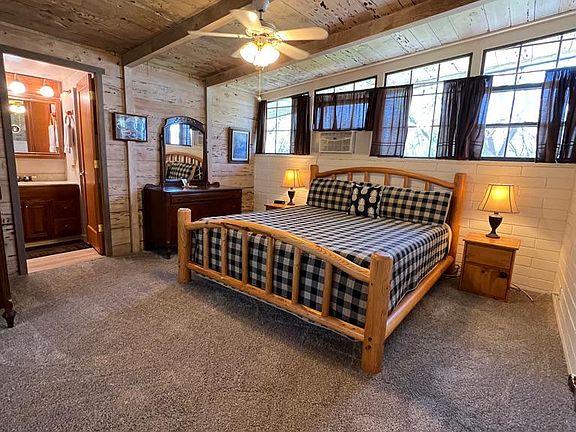 Master bedroom with en-suite bathroom.